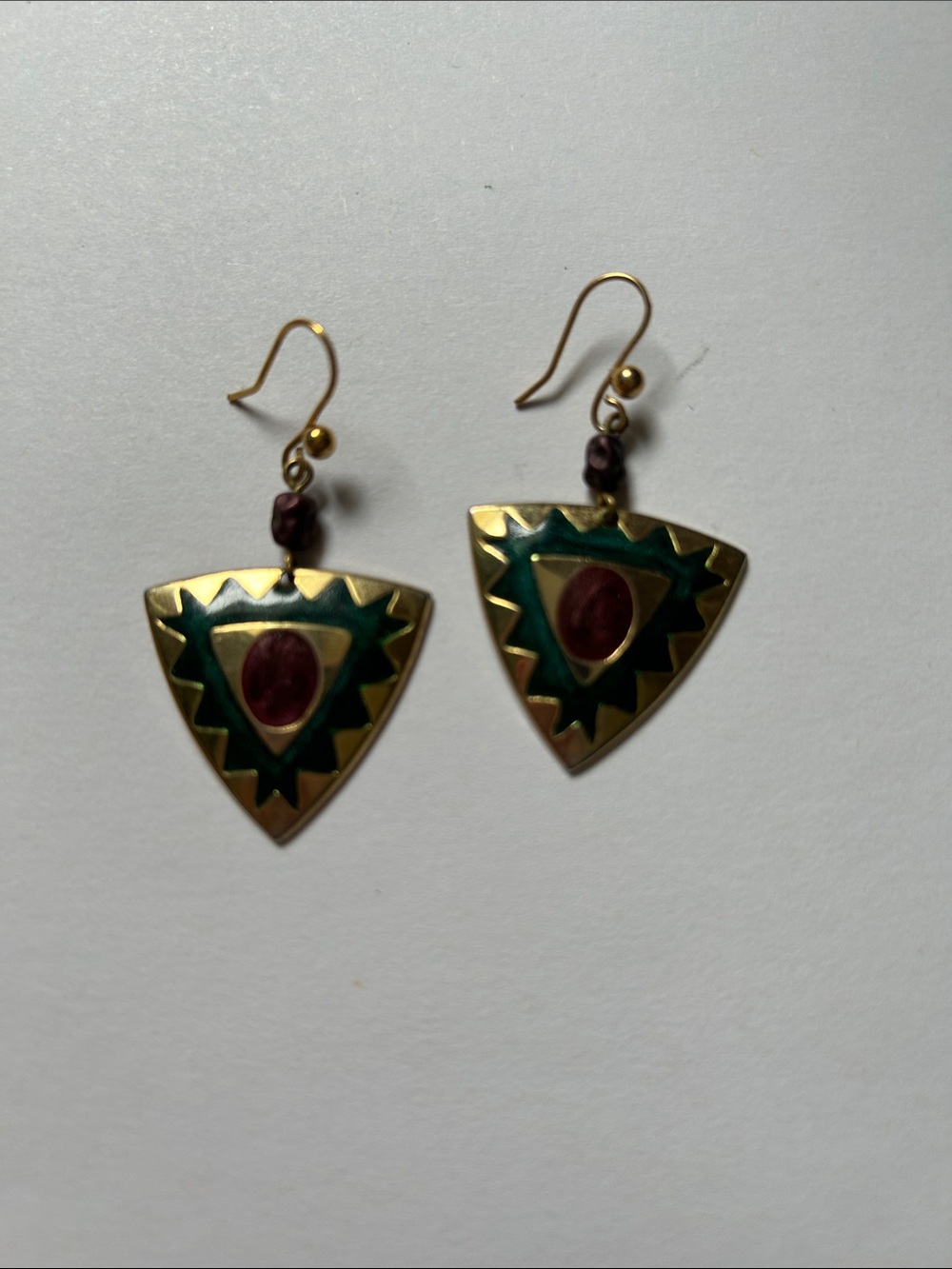 Gold-Tone Green and Burgundy Triangle Drop Earrings j6